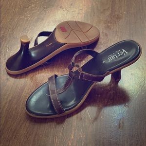 Brown leather peep toe sandal